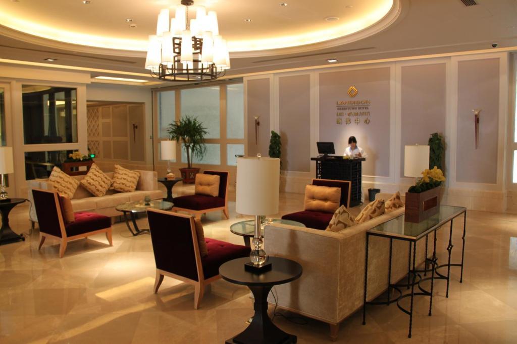 Landison Green Town Hotel Xinchang Exterior foto
