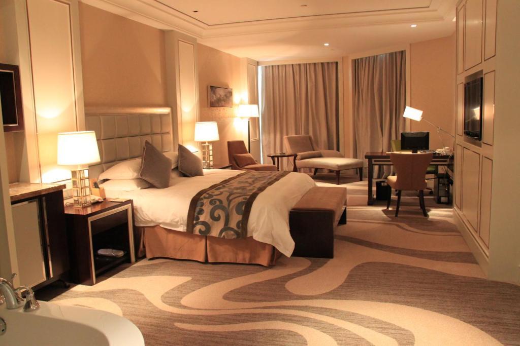 Landison Green Town Hotel Xinchang Cameră foto