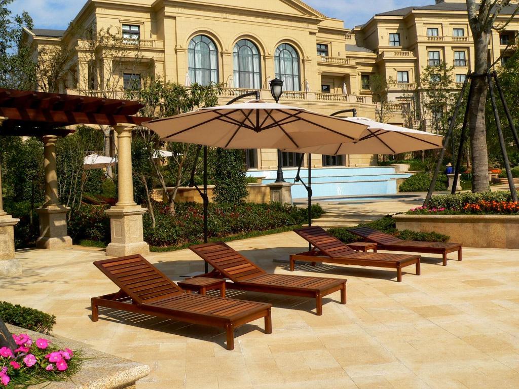 Landison Green Town Hotel Xinchang Exterior foto